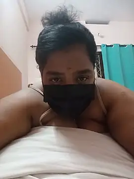 Madhumitha99 stripchat live cam model