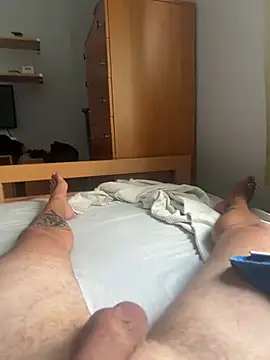 g_thess stripchat live cam model