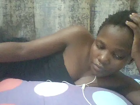tina_2030 stripchat live cam model