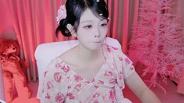 JIUYUE00 stripchat live cam model