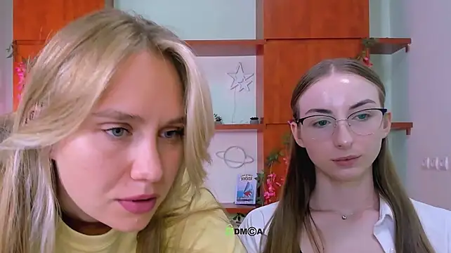 alicia_velvet_ stripchat live cam model