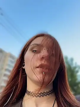 NereaMur stripchat live cam model