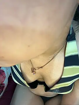 Russberry__ stripchat live cam model