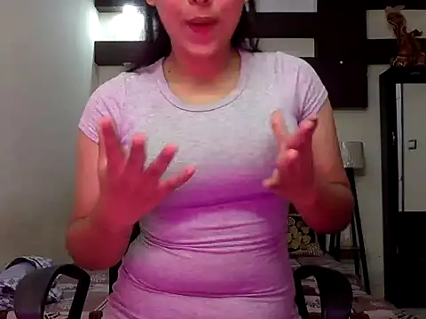 sweety-ritika stripchat live cam model