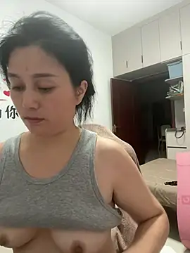 suyabb stripchat live cam model