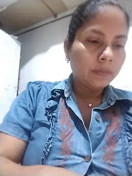 MechePretty stripchat live cam model