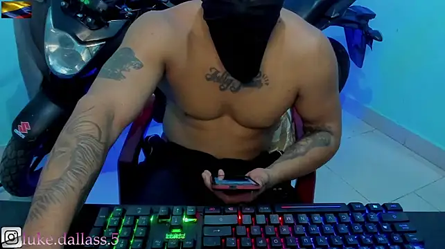 zeus_7777 stripchat live cam model