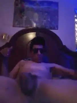 Juniorharo1982 stripchat live cam model