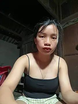 Xiuxiu-zz stripchat live cam model