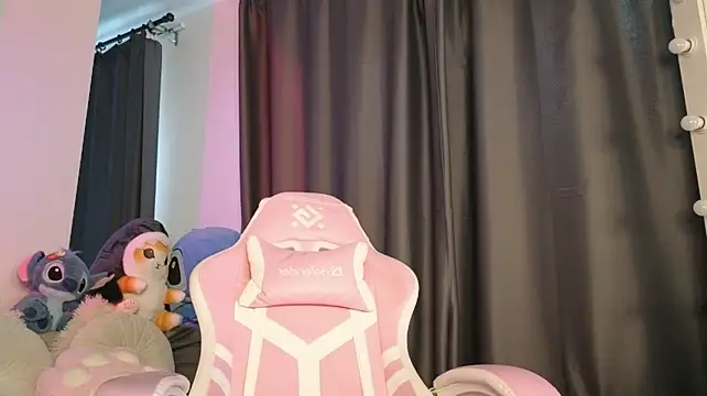 _eva_queen stripchat live cam model