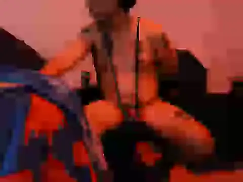 Iscariot19 stripchat live cam model