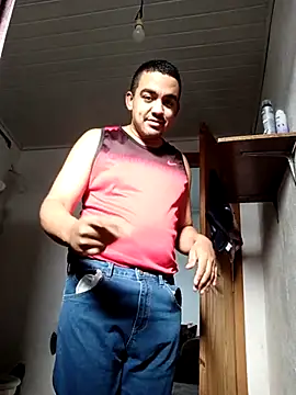 morenogostoso29 stripchat live cam model