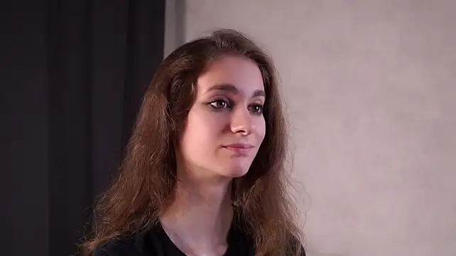MuoiSlattery stripchat live cam model