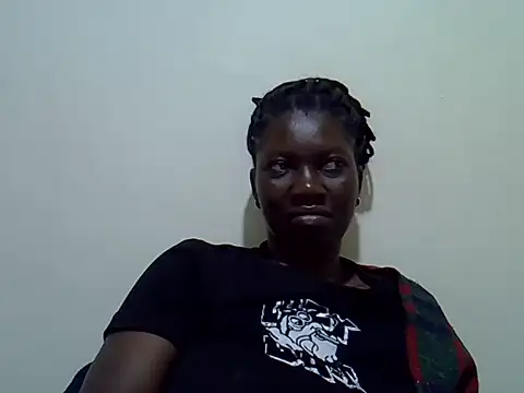 Sweet-Lynn stripchat live cam model