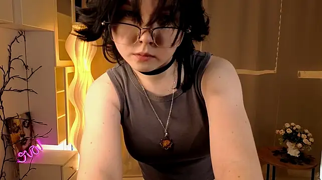 HirokoBard stripchat live cam model