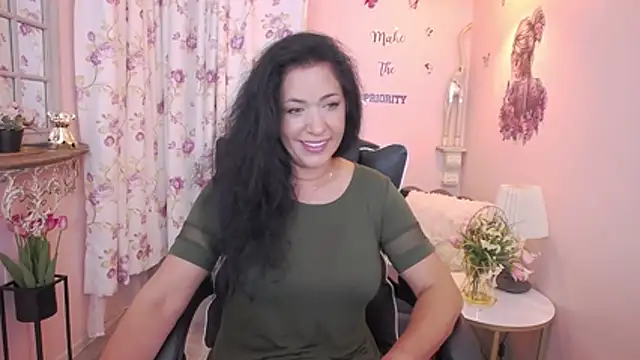 MyLovOne stripchat live cam model