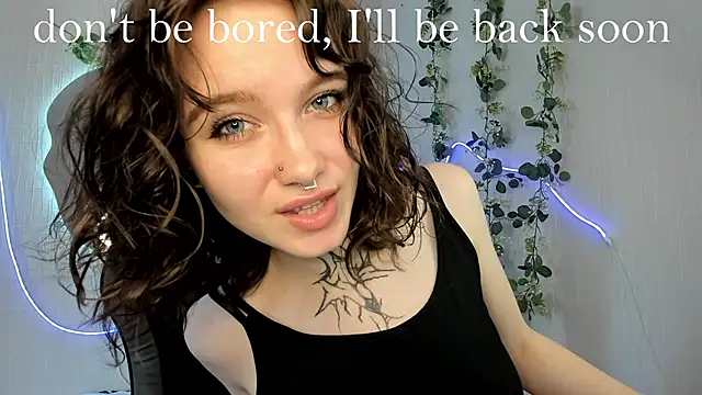 Elastikisss stripchat live cam model