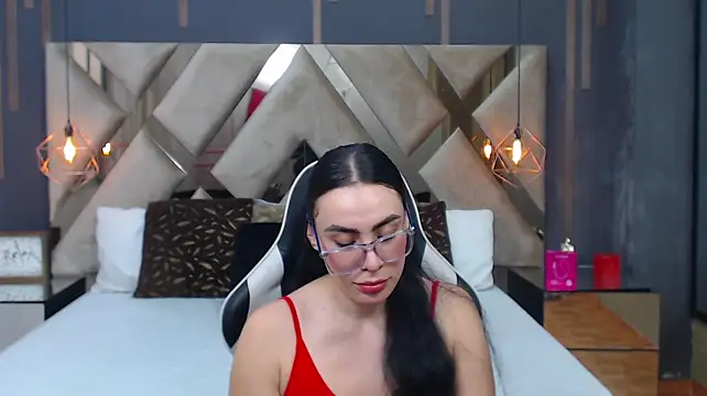 MartinaaFit stripchat live cam model