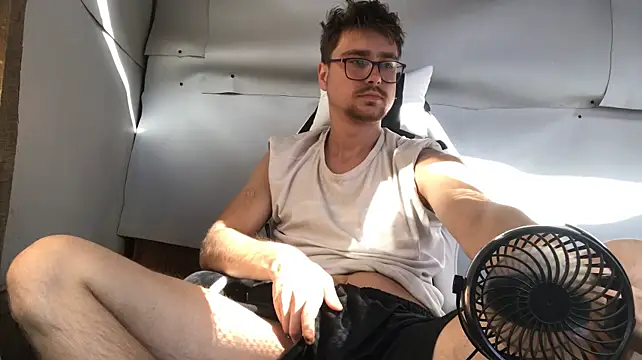 HotGentleman_3003 stripchat live cam model