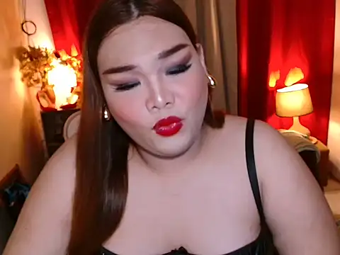 MargaretLim stripchat live cam model