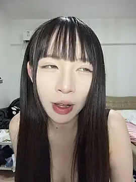 nide-baby stripchat live cam model