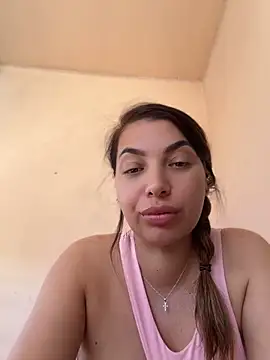 MARIABELLA27 stripchat live cam model