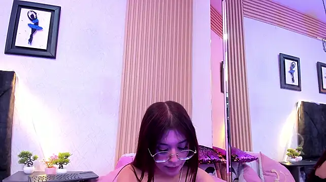 AngelsPhoenix stripchat live cam model