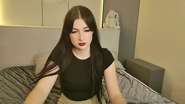 CamilaLevins stripchat live cam model