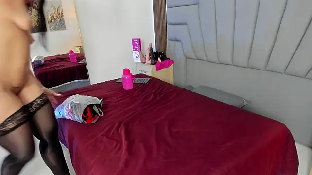 Sofi_Perez_ stripchat live cam model