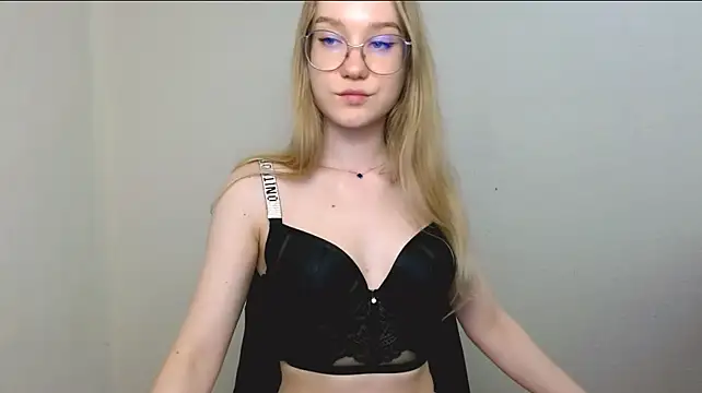 cindi_hot stripchat live cam model