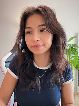 Adriennesexxx stripchat live cam model