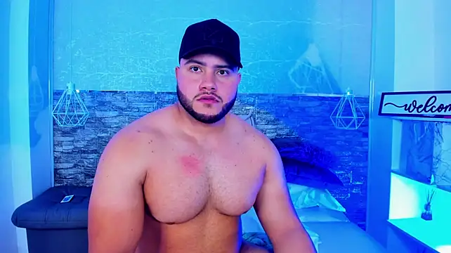 apolorusso stripchat live cam model