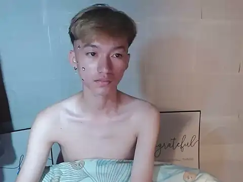 Fem_phiLboy69 stripchat live cam model