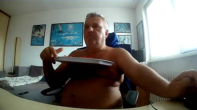 Robert_SK1 stripchat live cam model