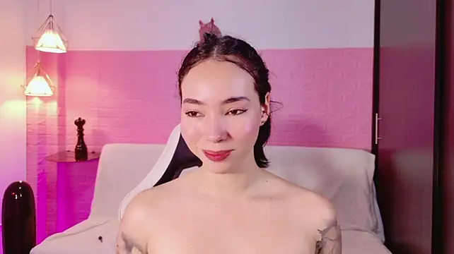 VainillaSecret stripchat live cam model