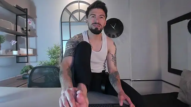 Liam_ashford stripchat live cam model
