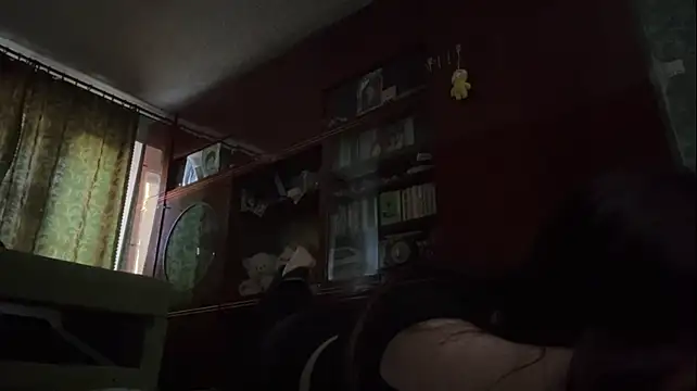 LindsayBartrop stripchat live cam model