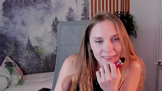 KristelleVale stripchat live cam model
