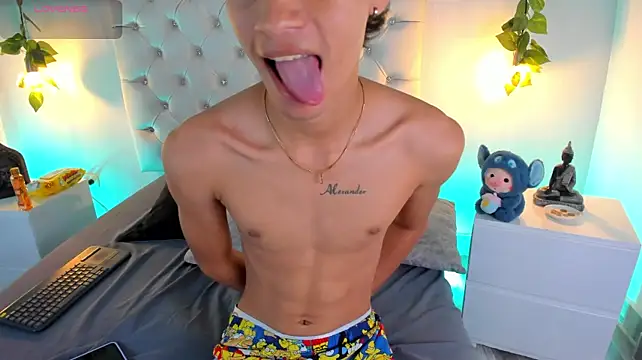 Trevor_Spencer stripchat live cam model
