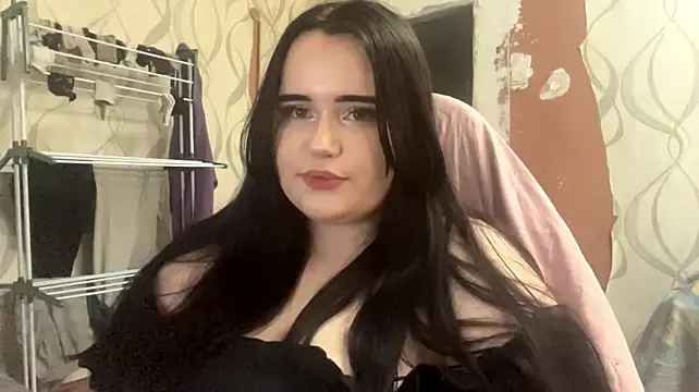 EmiliaBackup stripchat live cam model