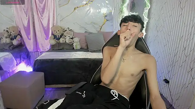 ETHANN_TAY1 stripchat live cam model