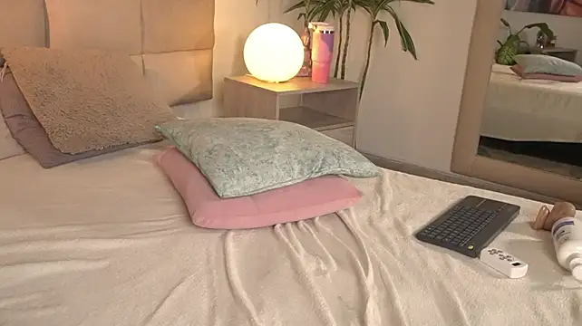 SophieCollins_1 stripchat live cam model