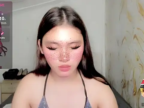 Dolly_Fy stripchat live cam model
