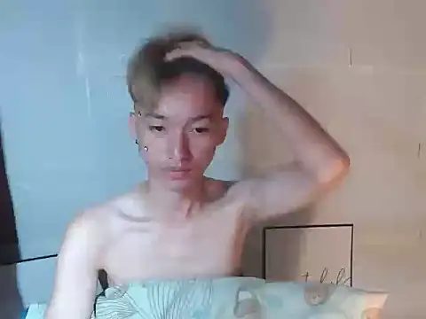 Fem_phiLboy69 stripchat live cam model