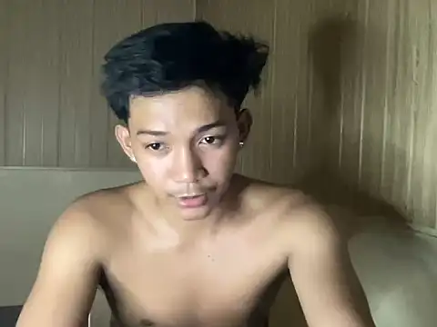 YourcumBoy77 stripchat live cam model
