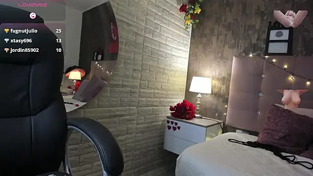 sussy__stone stripchat live cam model