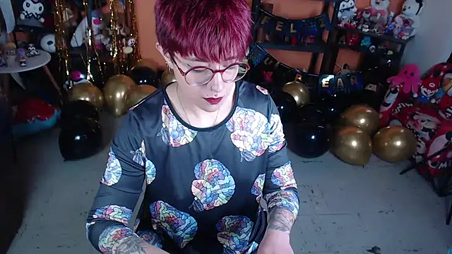 MissMiia2 stripchat live cam model