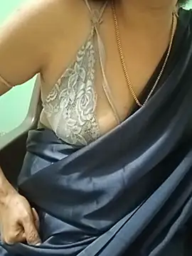 Shanu_Shah stripchat live cam model