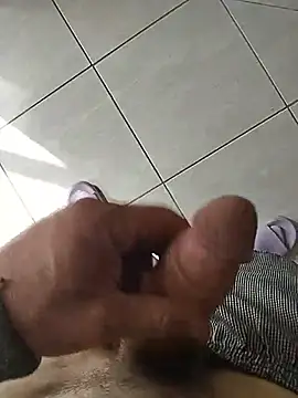 Bruno13travieso stripchat live cam model