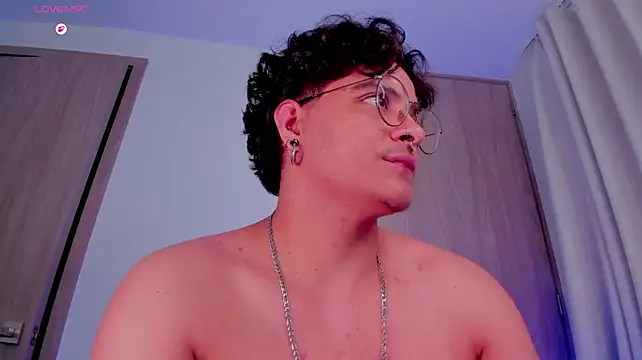 Yossef_ftm stripchat live cam model